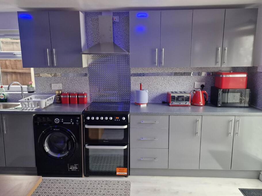 Apartament Perfect For Exploring Birmingham Zewnętrze zdjęcie